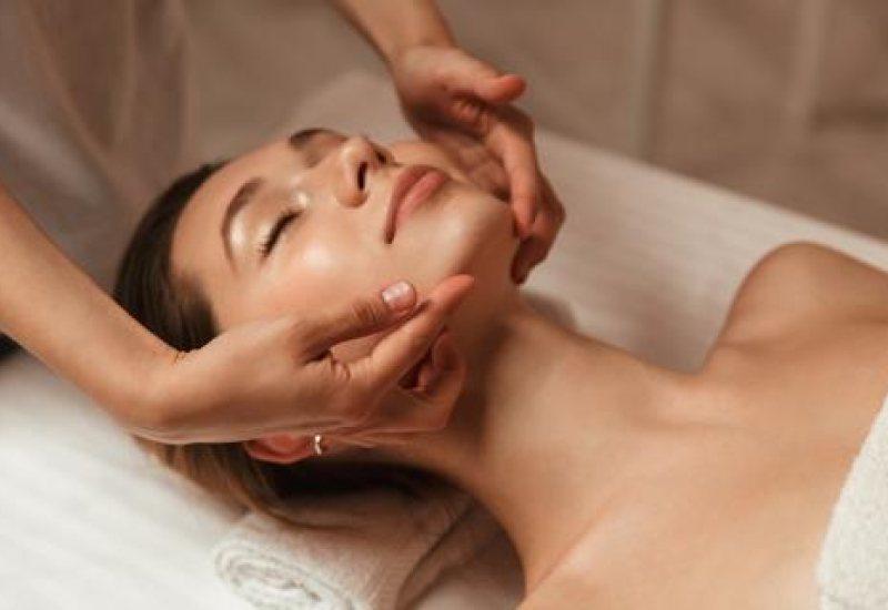 Formation Praticien en Soins Visage Occidentaux - Naturelia - Villefranche-sur-Saône