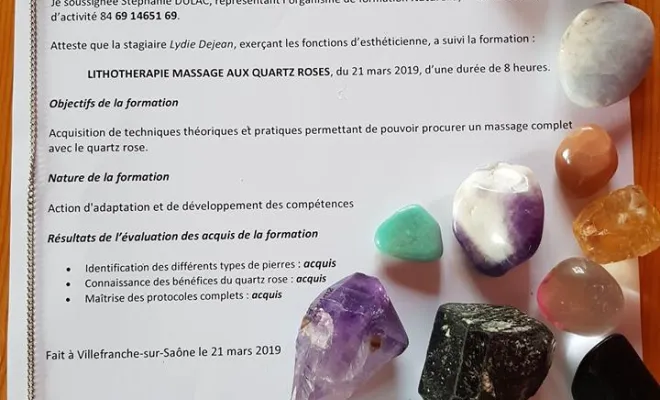 Formation Lithothérapie et massage aux pierres semi-précieuses - Villefranche sur Saône - Naturelia
