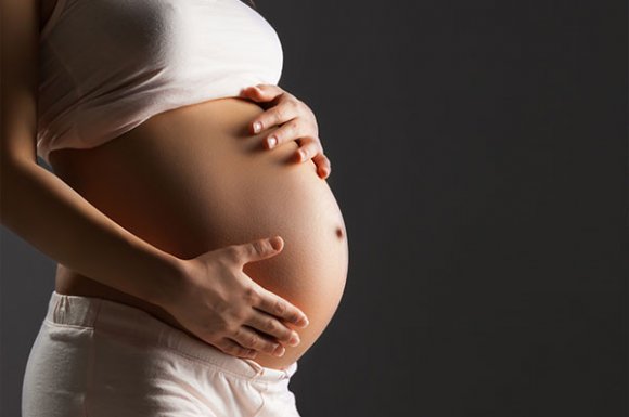 Formation au massage de la femme enceinte et massage bébé - Villefranche sur Saône - Naturelia