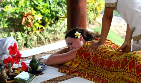 Formation aux massages Balinais traditionnel chez Naturelia à Villefranche sur Saône